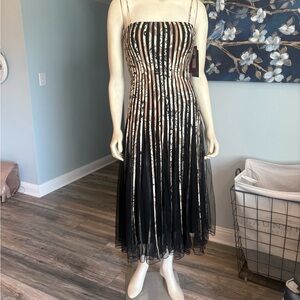 JS Collections Black , cream and tan Tiered Pleated Midi Dress sz8